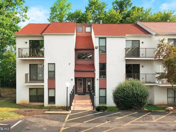 301 Byberry Road F15, Philadelphia PA 19116