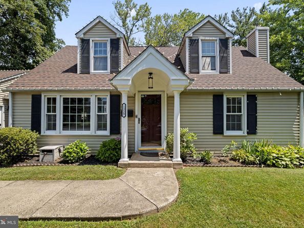 1329 W County Line Road, Hatboro PA 19040