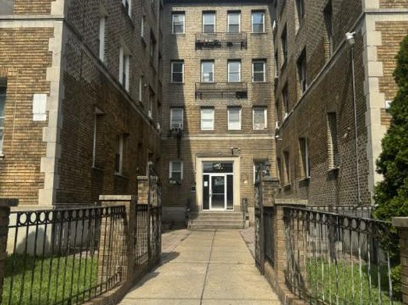 4120 NW 14TH Street NW 25, Washington DC 20011