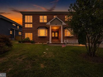 33 Donelson Street