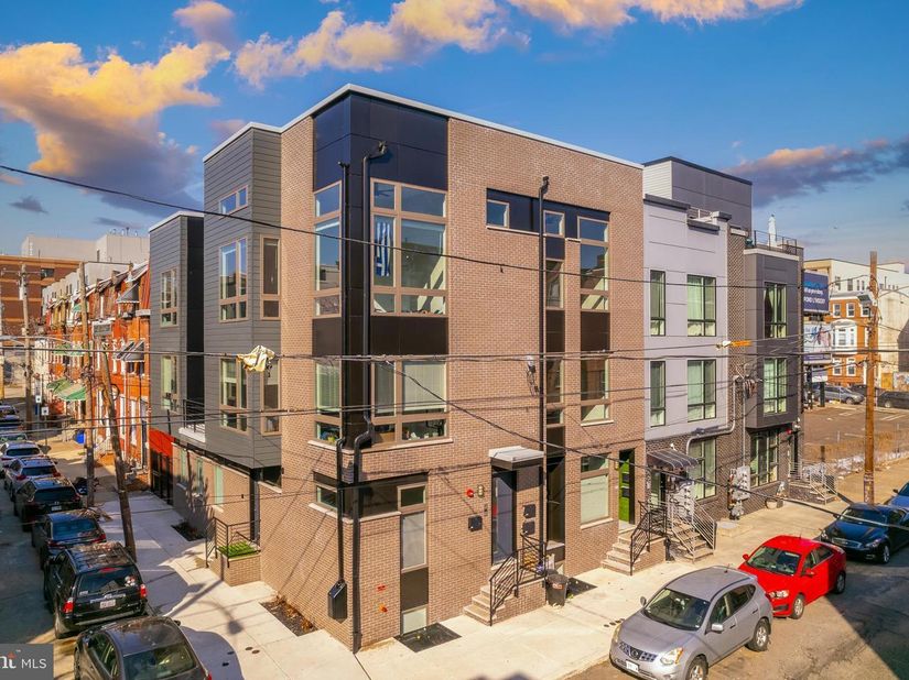 920 N 15TH Street, Philadelphia PA 19130