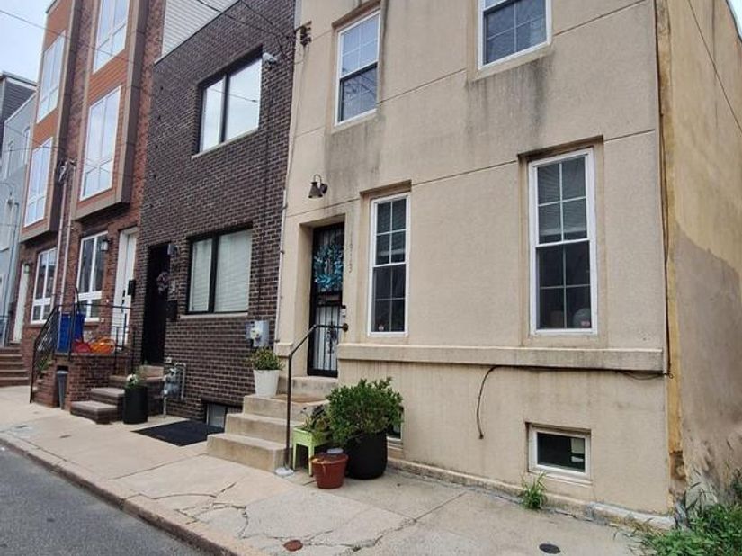 1913 Gerritt Street, Philadelphia PA 19146