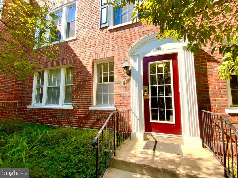 1811 Key Boulevard 10526, Arlington VA 22201