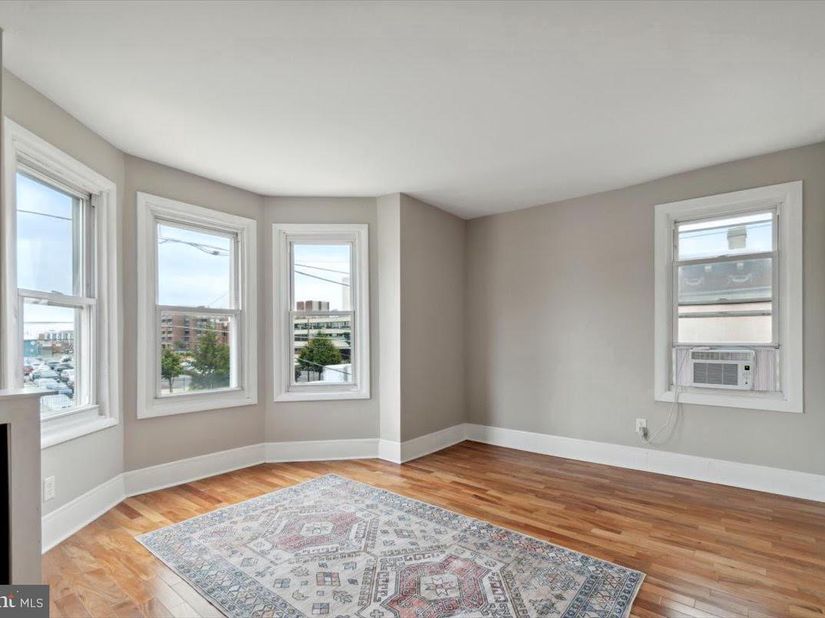 2242 E Allegheny Avenue, Philadelphia PA 19134