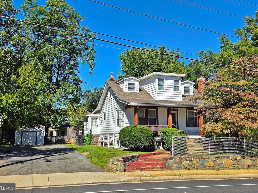 3103 N Pershing Drive, Arlington VA 22201