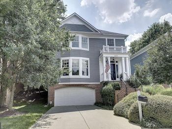 4622 Laverock Place NW