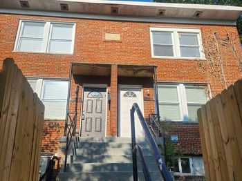 3837 1st Street SE