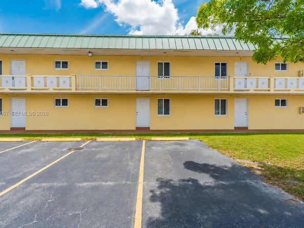 505 NW 177th Street 136, Miami Gardens FL 33169