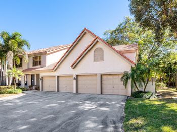 5780 Coach House Circle