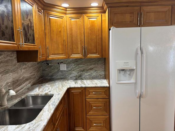 312 Wellington F, West Palm Beach FL 33417