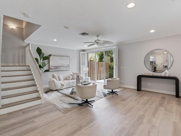 604 SW 8th Ave, Fort Lauderdale FL 33315