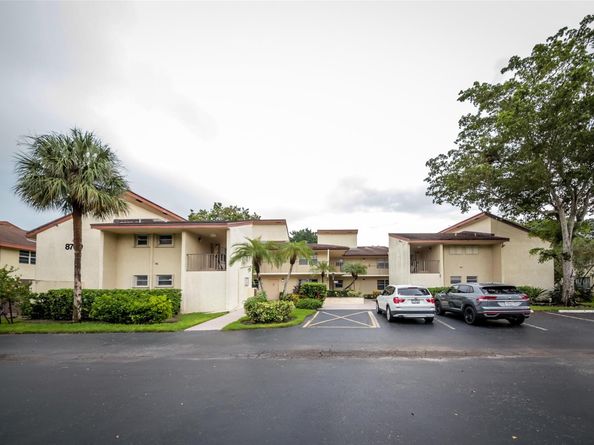 8760 Holly Ct 104, Tamarac FL 33321