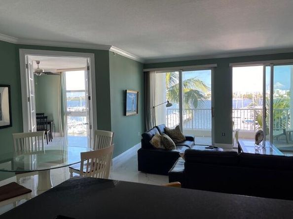 806 E Windward Way 401, Lantana FL 33462