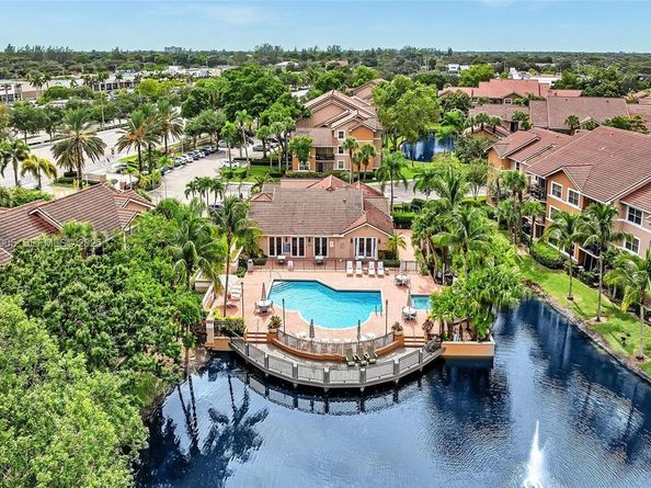 8721 Wiles Road 105, Coral Springs FL 33067