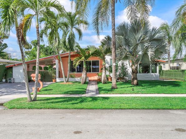 3241 SW 23rd Ct, Fort Lauderdale FL 33312