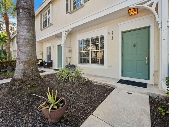 5628 NW 99th Lane, Coral Springs FL 33076