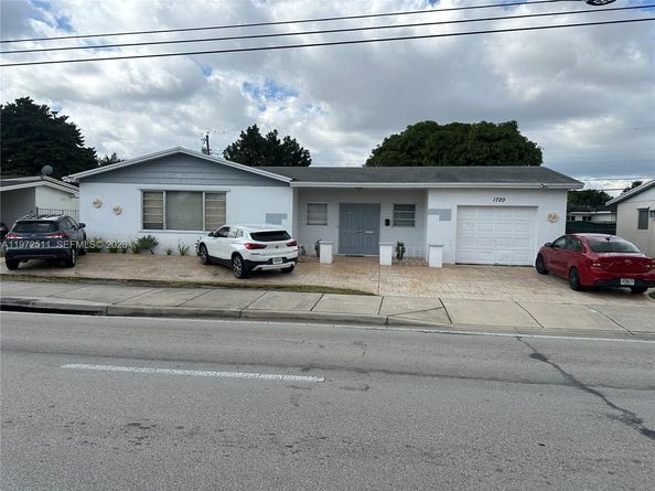 1720 SW 87th Avenue, Miami FL 33165
