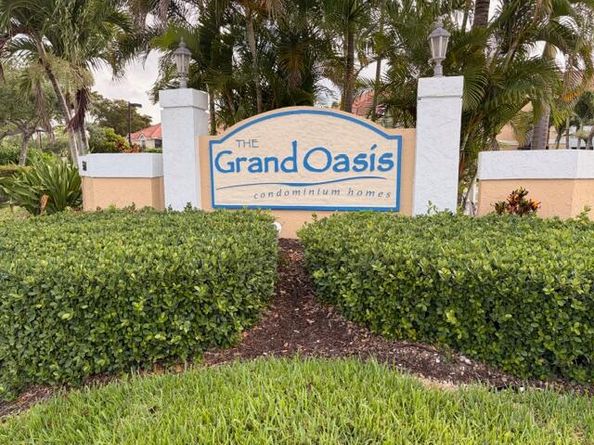 5661 Riverside Drive 203b7, Coral Springs FL 33067