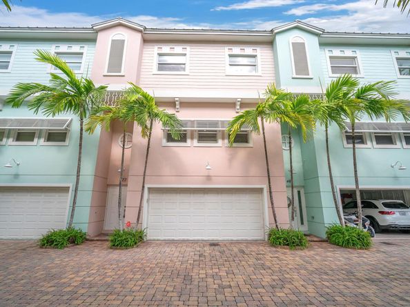 477 NE 1 Street, Pompano Beach FL 33060