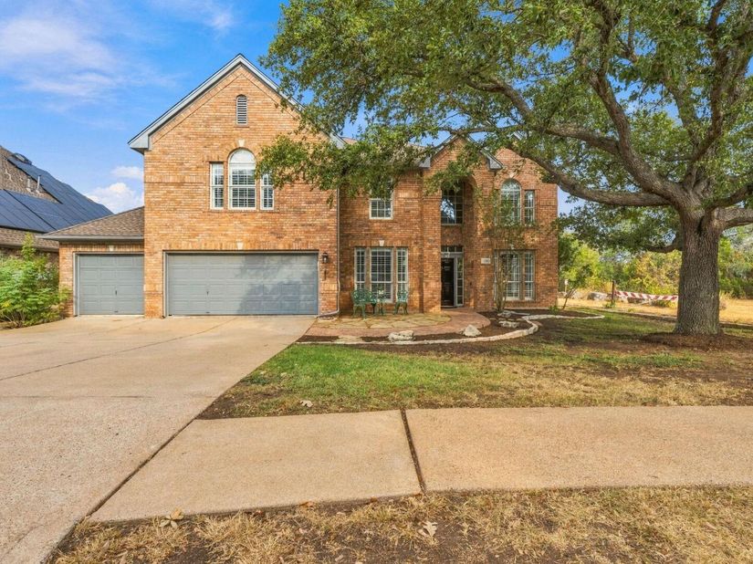 3981 Sendero DR, Austin TX 78735