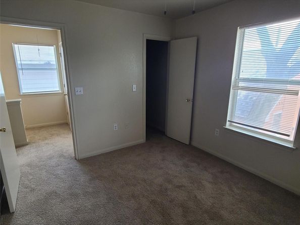7002 Bennett Ave, Austin TX 78752