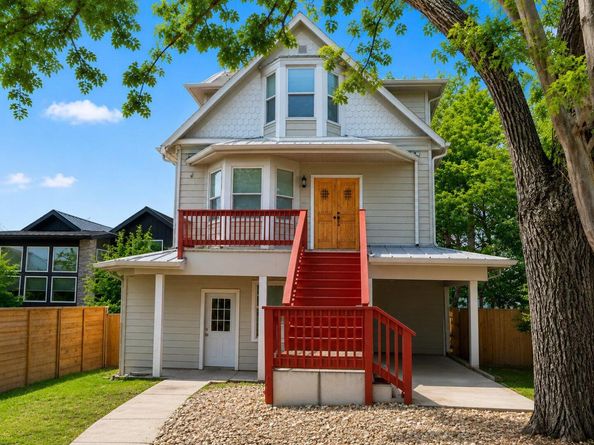 2003 E 9th ST 2, Austin TX 78702