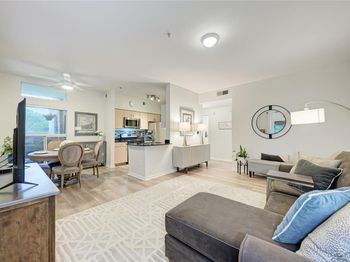 2209 Hancock DR