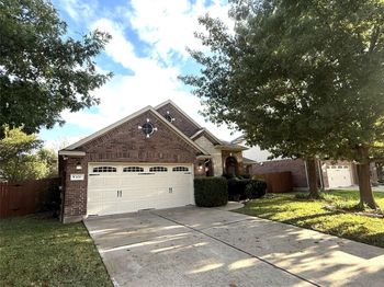 608 Pebblestone Walk DR