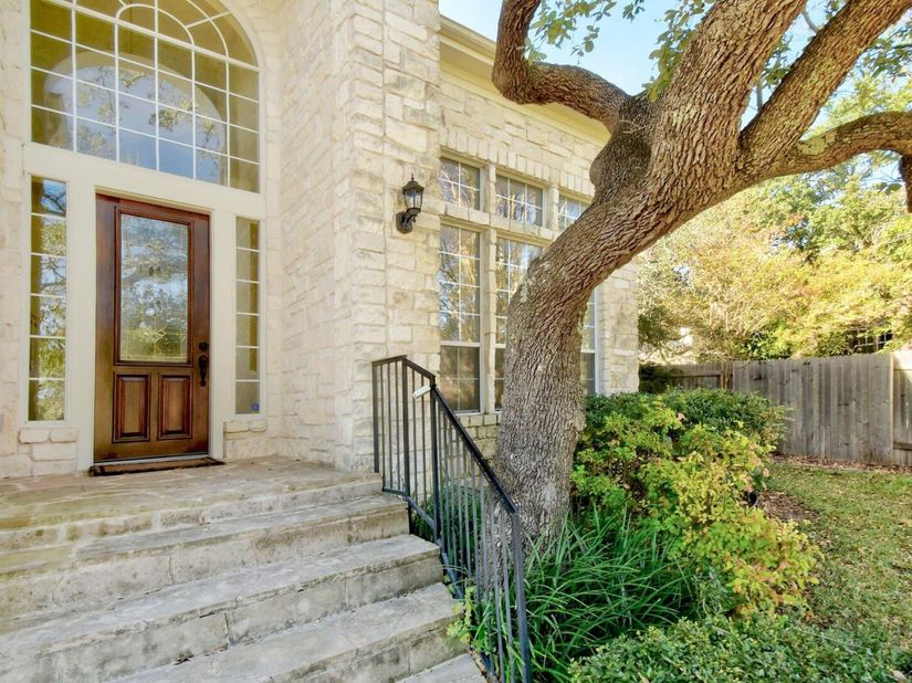 9704 Cinnabar TRL, Austin TX 78726