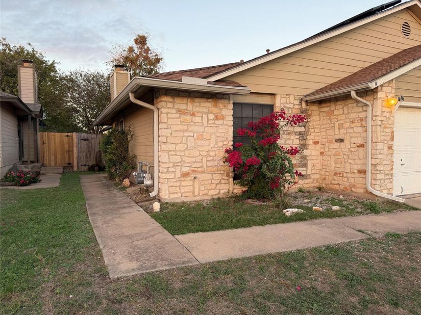 1910 Margalene WAY, Austin TX 78728