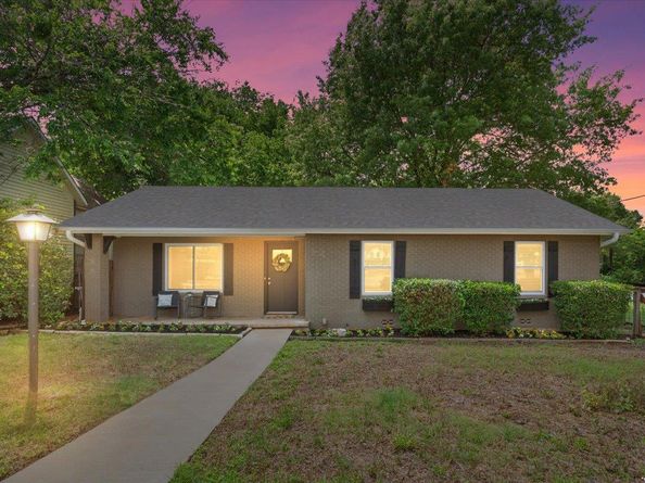804 Ash ST, Georgetown TX 78626
