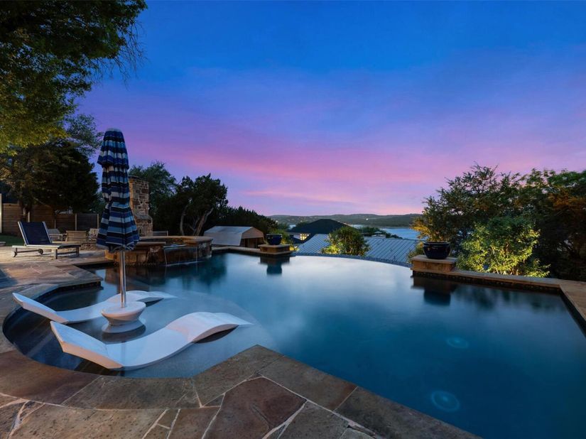 18944 Peckham DR, Lago Vista TX 78645