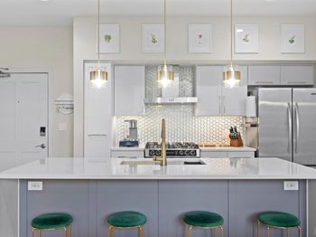 1600 Barton Springs RD