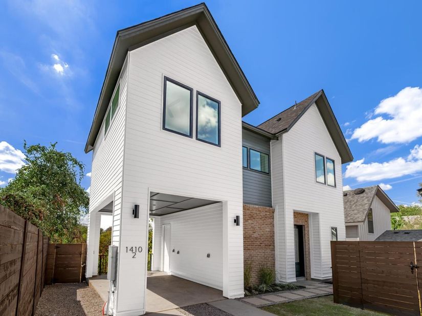 1410 Perez ST 2, Austin TX 78721
