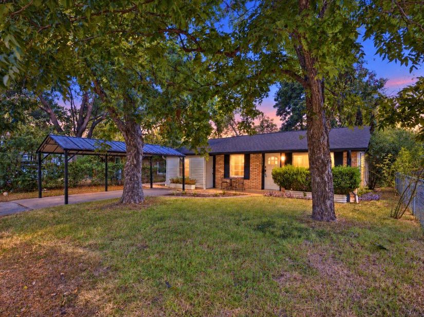 3206 Goodwin Ave, Austin TX 78702