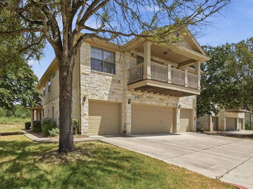 9201 Brodie LN 502, Austin TX 78748