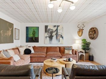 1106 Mission RDG