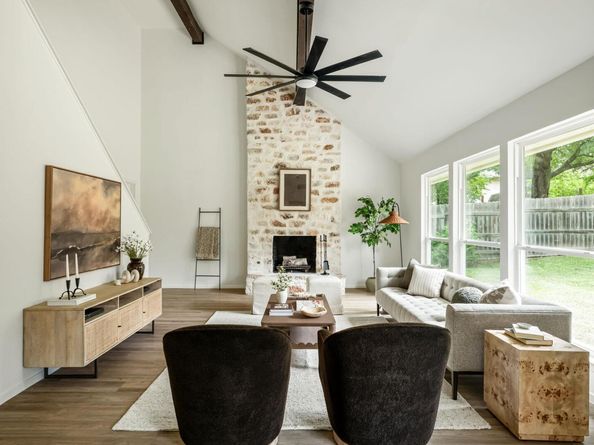 7107 Teaberry DR, Austin TX 78745