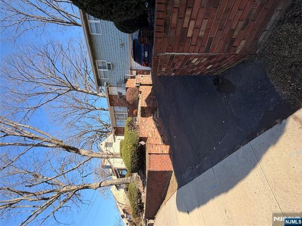 1032 Glen Road, Fort Lee NJ 07024