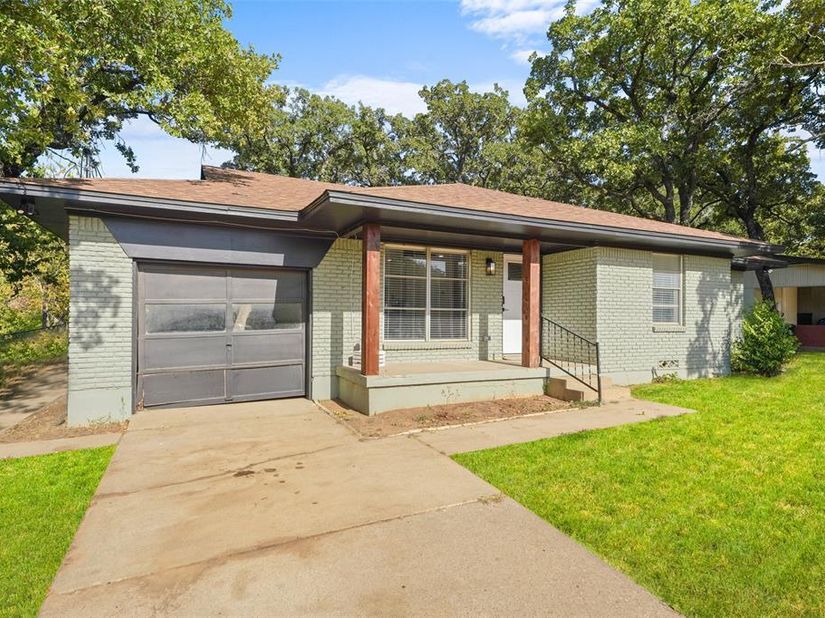 1905  Jacqueline Drive , Denton Texas 76205