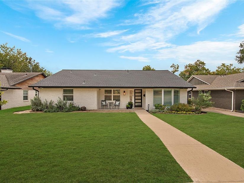 9114  Westglen Drive , Dallas Texas 75228