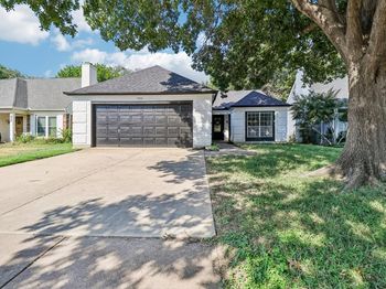 7721  Waxwing Circle W