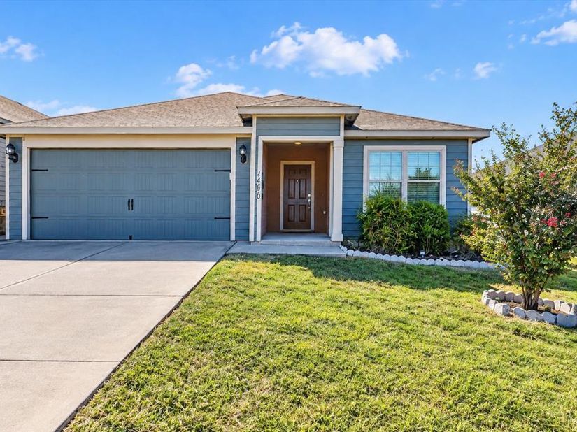 14276  Greenhaw Lane , Dallas Texas 75253