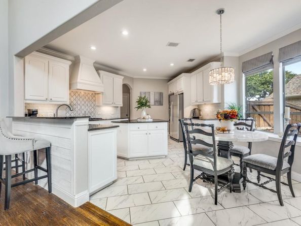 2806  Spring Oaks Drive , Highland Village Texas 75077