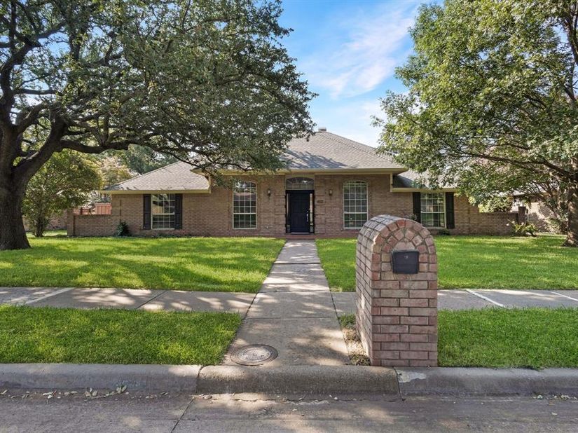 2600  Northcrest Drive , Plano Texas 75075