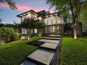 423 W Colorado Boulevard 