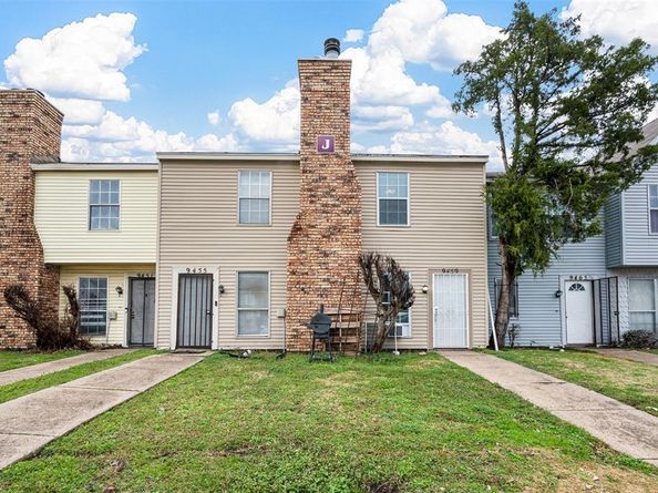 9459  Olde Village Court , Dallas Texas 75227