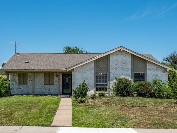 1607  College Parkway , Lewisville Texas 75077