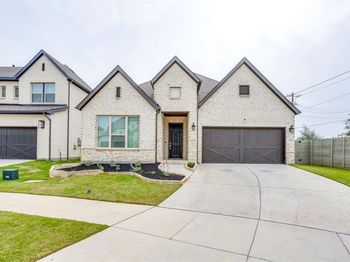 1704  Friendship Lane 