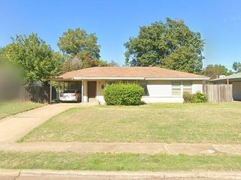 2251  Cambridge Drive 